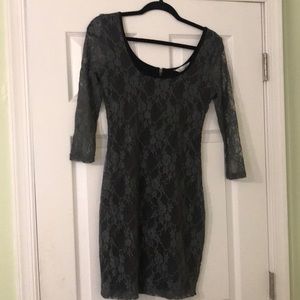 Gray formal lace form fitting dress
